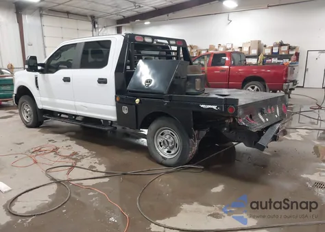 2022 Ford F-250 Xl z USA, uszkodzony, nr VIN 1FT7W2B6XNEF25698